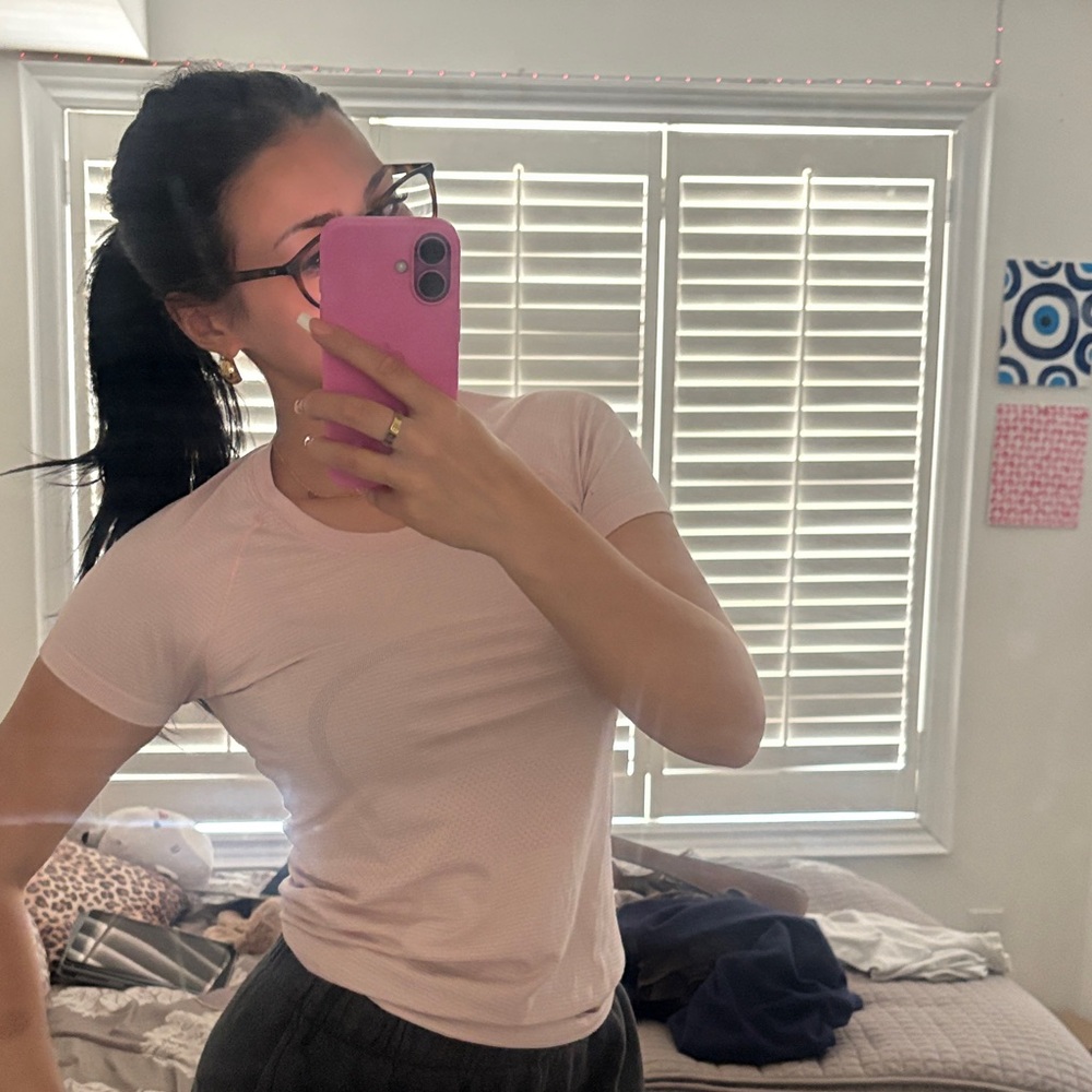Lululemon Athletica Light Pink Short Sleeve Tee